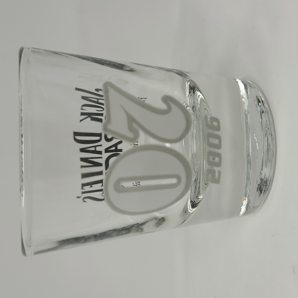 JACK DANIEL'S "RACING 07" 2006 SHOT GLASS - Picture 3 of 8